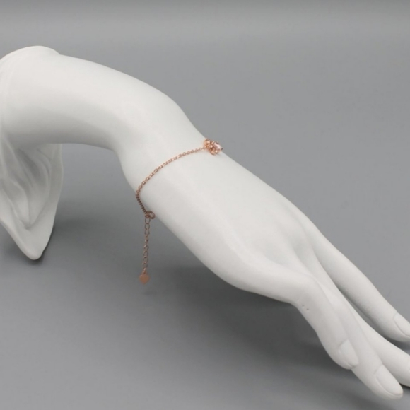 18k Rose Gold Pink Quartz Paw Bracelet - Picture 6 of 7